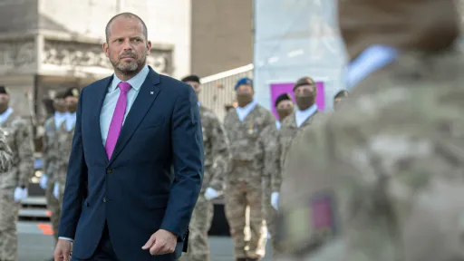 Mod met militairen 2